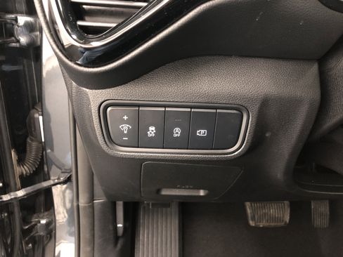 Certified 2023 Kia Soul S image 16