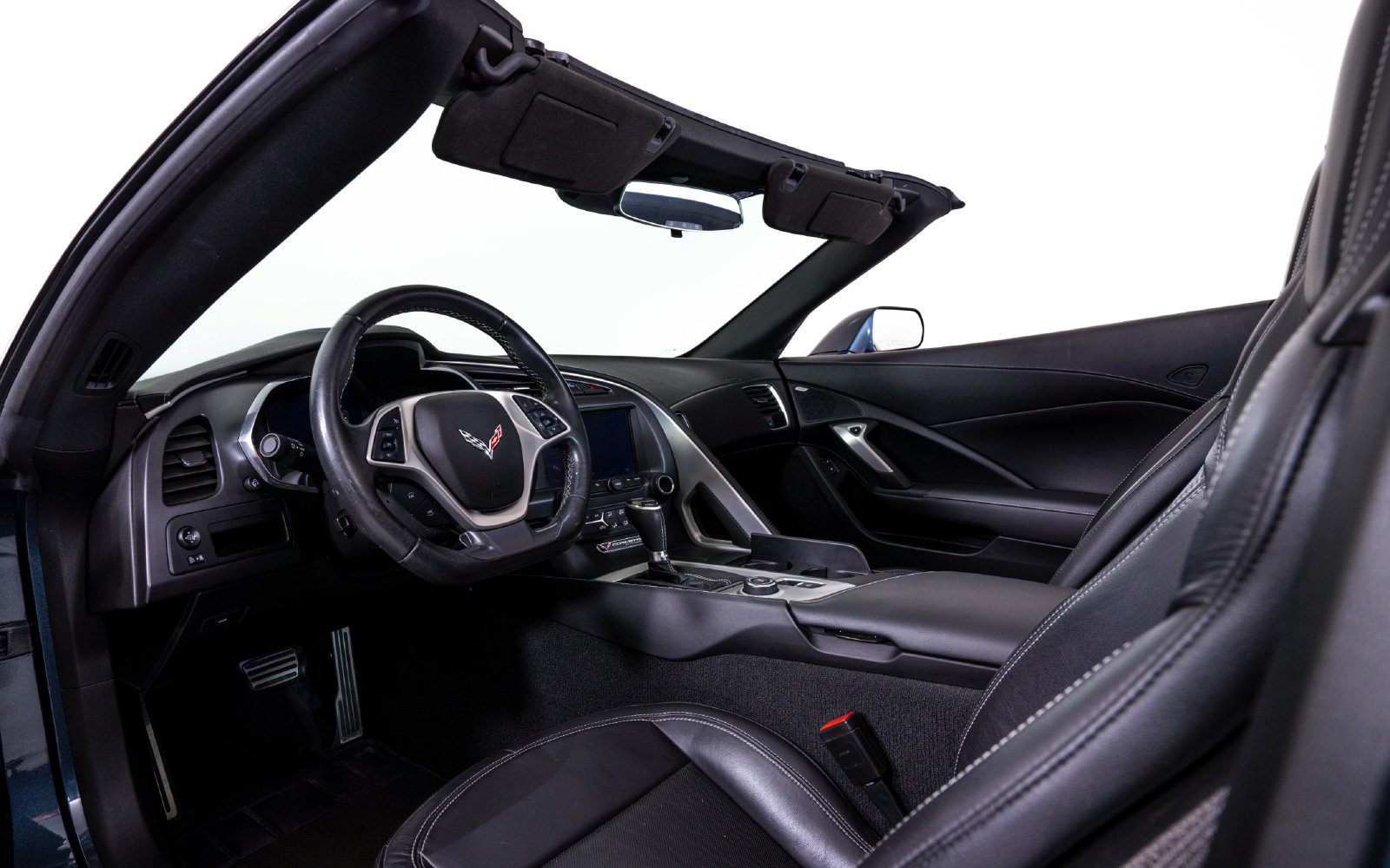 Used 2019 Chevrolet Corvette Stingray Coupe w/ Battery Protection Package RWD image 18