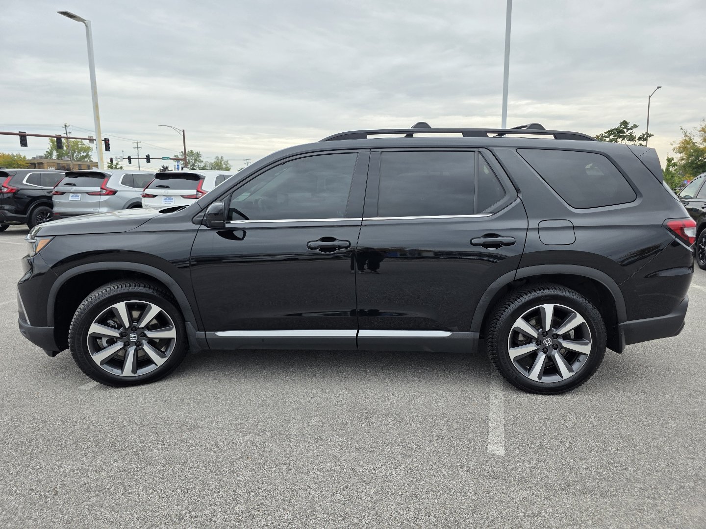 Certified 2023 Honda Pilot Touring image 14