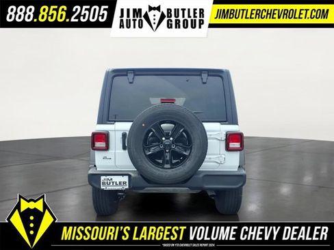 Used 2022 Jeep Wrangler Unlimited Sport AWD/4WD image 23