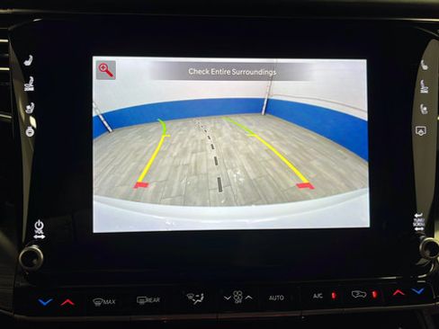 Used 2023 Jeep Wagoneer Series III w/ Rear Seat Video Group 1 AWD/4WD image 13
