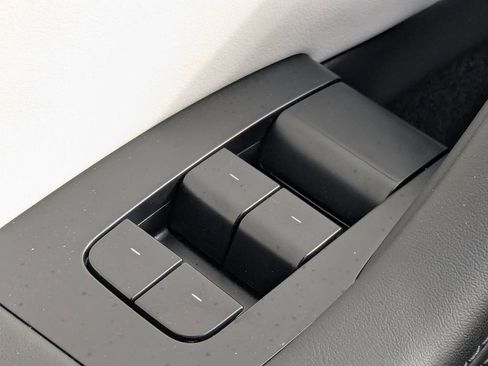 Used 2024 Tesla Model 3 Performance image 26