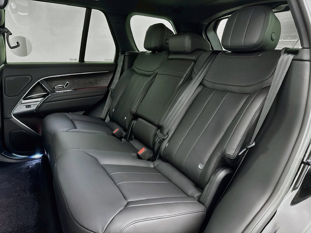 New 2027 Land Rover Range Rover SE AWD/4WD image 25