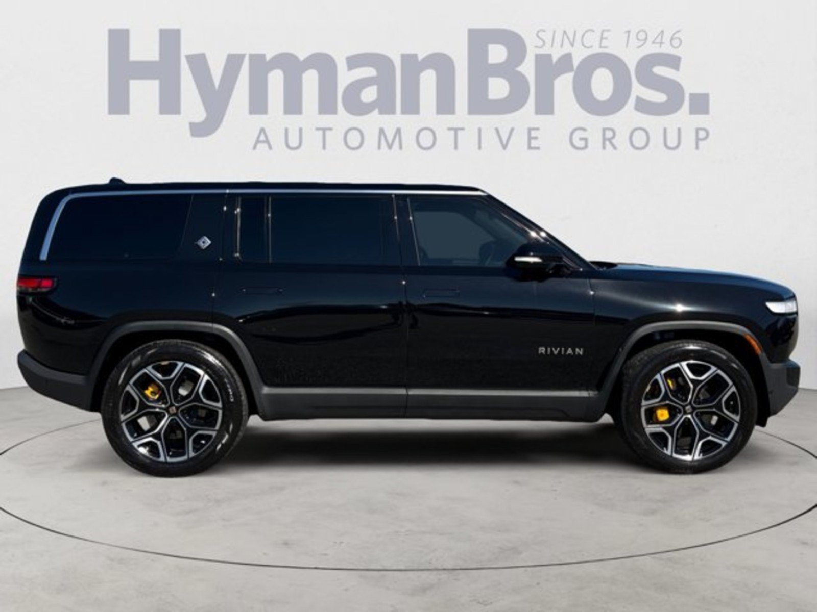 Used 2022 Rivian R1S Launch Edition Quad AWD/4WD image 2