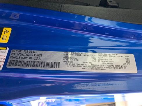 Used 2024 Jeep Gladiator Sport image 39