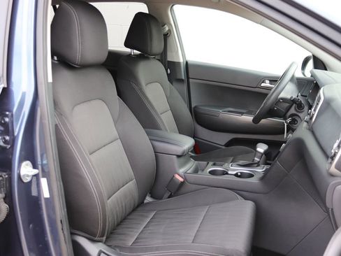 Used 2017 Kia Sportage LX image 33