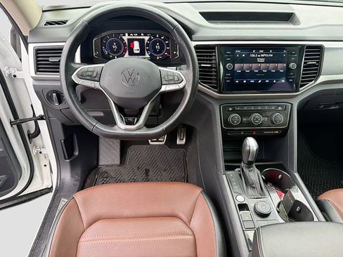 Used 2022 Volkswagen Atlas SEL Premium AWD/4WD image 23