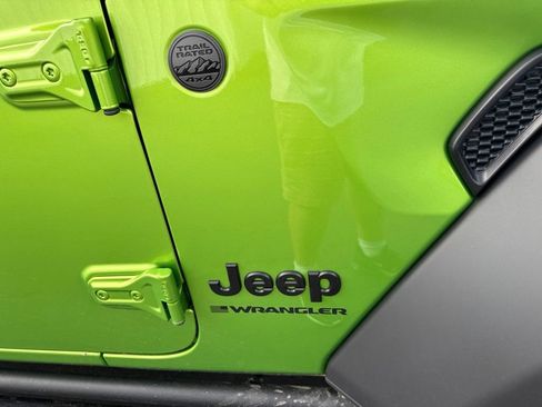 Used 2025 Jeep Wrangler Unlimited Sport AWD/4WD image 25
