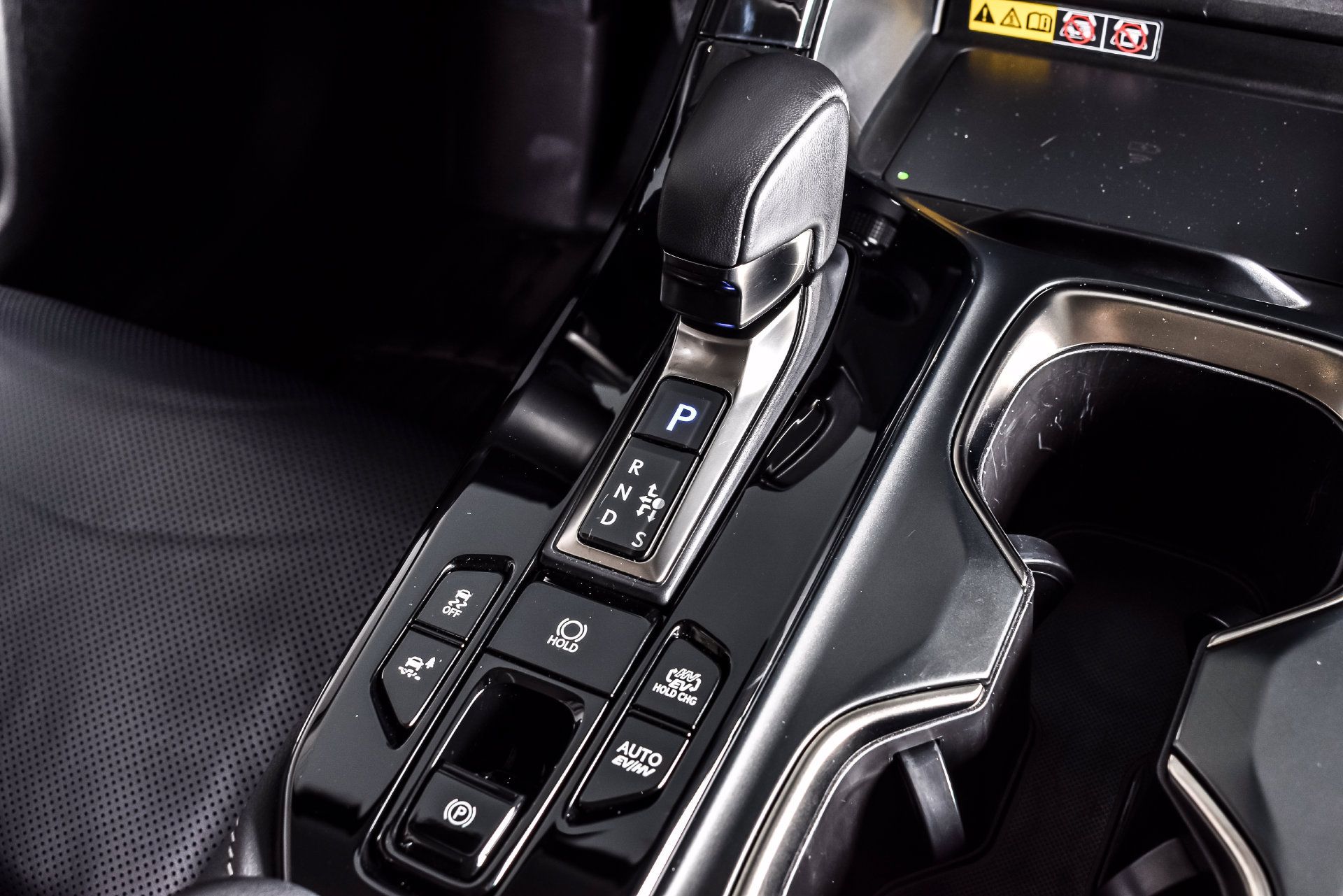 Used 2025 Lexus NX 450h+ AWD w/ Towing Package (2000 Lbs) image 26