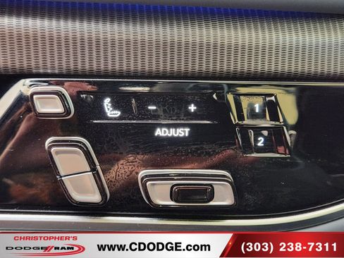 Used 2023 Jeep Grand Wagoneer Series III w/ Rear Seat Video Group 1 AWD/4WD image 27