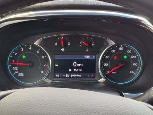 Used 2023 Chevrolet Traverse LT AWD/4WD image 13