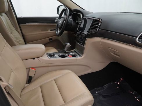 Used 2021 Jeep Grand Cherokee Limited AWD/4WD image 50