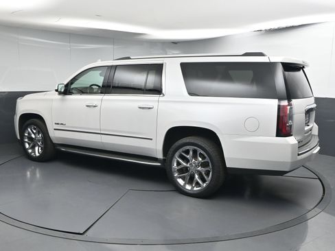 Used 2018 GMC Yukon XL Denali w/ Open Road Package AWD/4WD image 6
