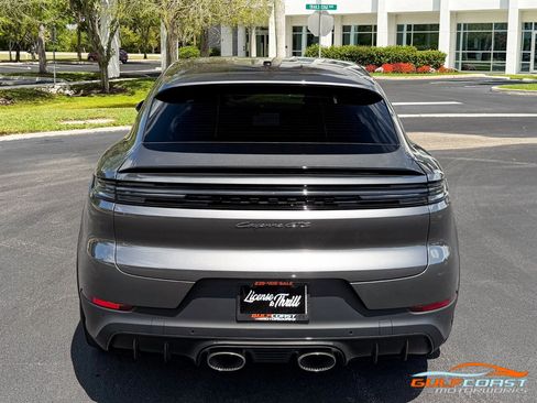 Used 2026 Porsche Cayenne GTS image 57