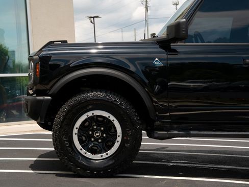 Used 2024 Ford Bronco Black Diamond w/ Sasquatch Package AWD/4WD image 21