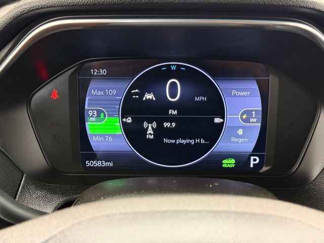 Used 2022 Chevrolet Bolt LT w/ Infotainment Package FWD image 30