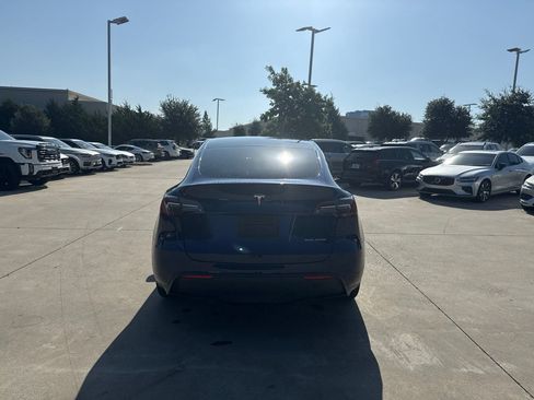 Used 2023 Tesla Model Y Long Range AWD/4WD image 9