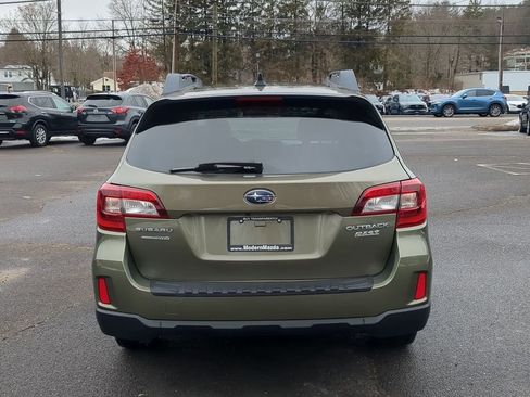 Used 2016 Subaru Outback 2.5i Premium image 5