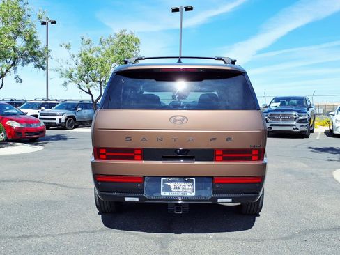 Used 2025 Hyundai Santa Fe Calligraphy FWD image 5