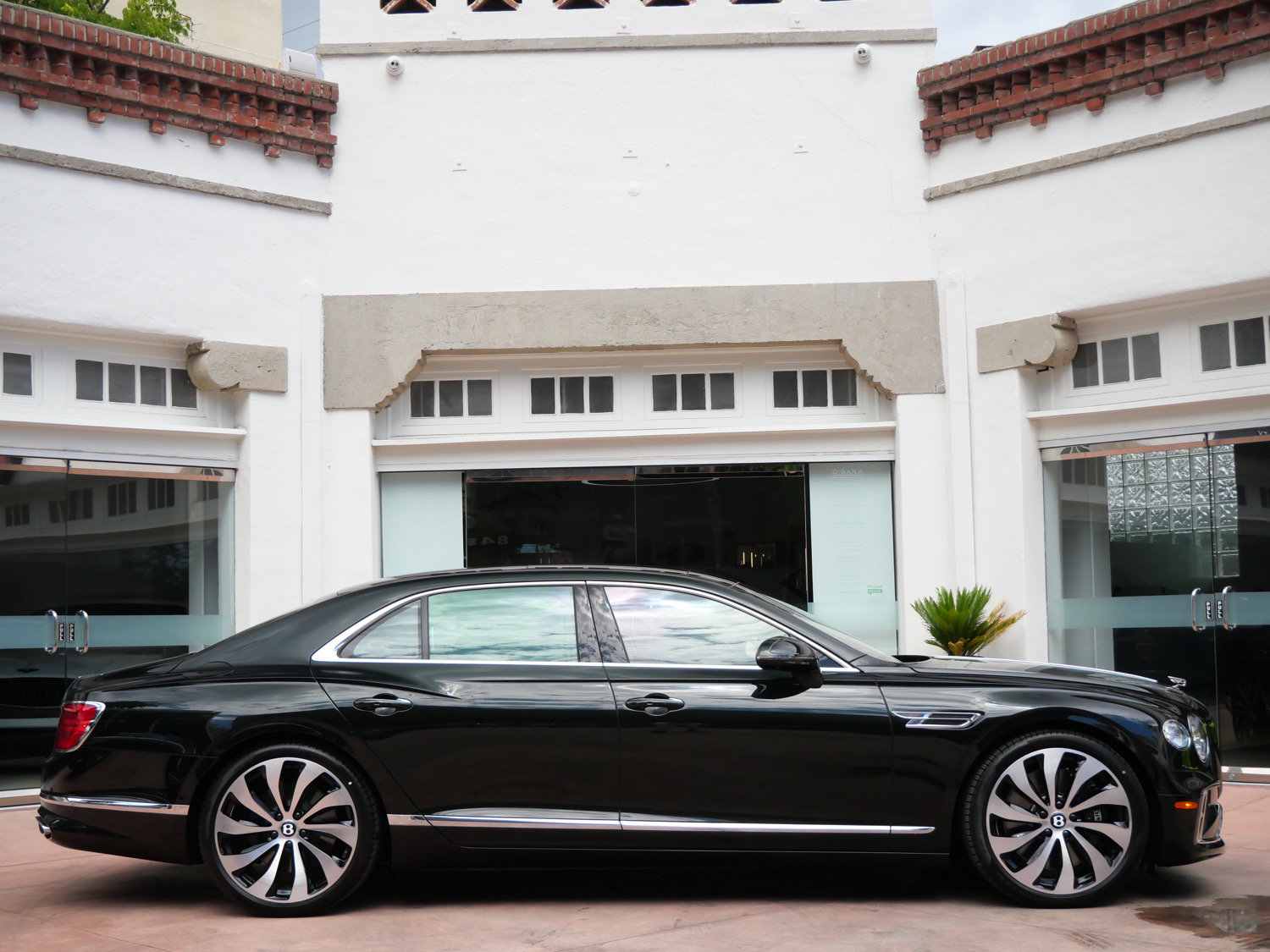 New 2026 Bentley Flying Spur V8 AWD/4WD image 5