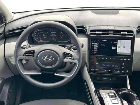 Used 2024 Hyundai Tucson Blue image 17