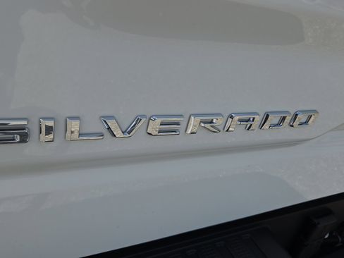 Used 2026 Chevrolet Silverado 1500 ZR2 AWD/4WD image 36