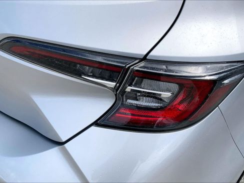 Used 2019 Toyota Corolla SE FWD image 32
