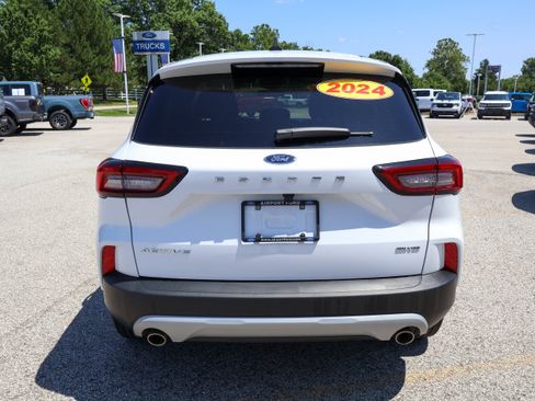 Used 2024 Ford Escape Active AWD/4WD image 4