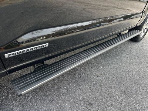 Certified 2023 Ford F150 Platinum w/ Equipment Group 701A High image 9