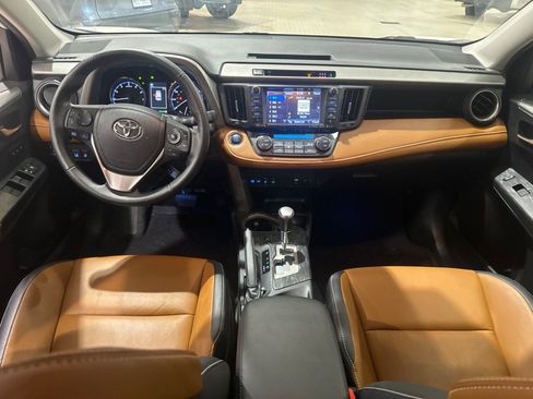 Used 2017 Toyota RAV4 Platinum FWD image 45
