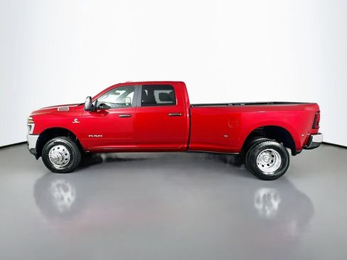 New 2026 RAM 3500 Big Horn AWD/4WD image 4