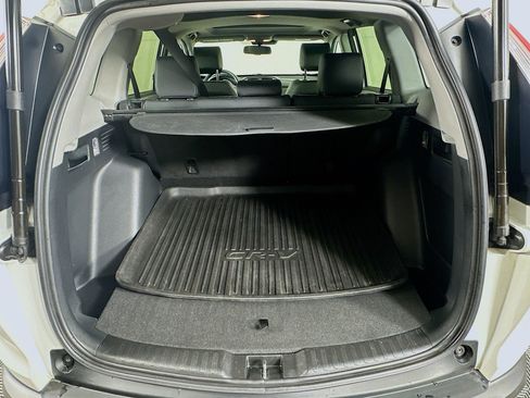 Used 2019 Honda CR-V Touring image 30