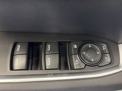 New 2026 Chevrolet Silverado 1500 LTZ w/ Technology Package AWD/4WD image 16