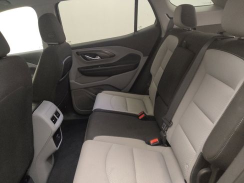Used 2022 GMC Terrain SLE w/ Driver Convenience Package FWD image 18