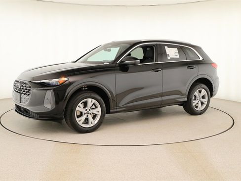 New 2025 Audi Q5 Premium image 13