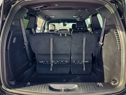 New 2026 Chrysler Pacifica Select image 36