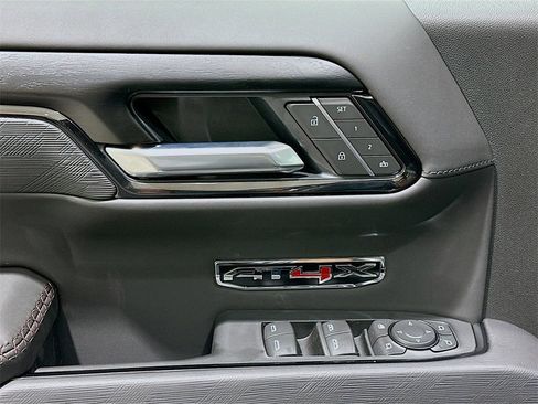 New 2026 GMC Sierra 1500 AT4X image 18