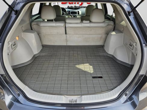 Used 2010 Toyota Venza Limited image 16