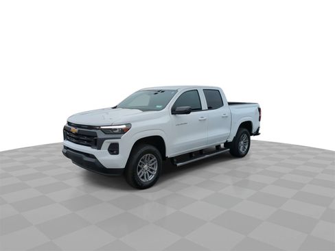 Certified 2026 Chevrolet Colorado LT w/ LT Convenience Package image 4
