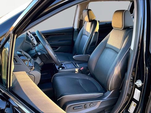 Certified 2025 Honda Odyssey Elite image 15
