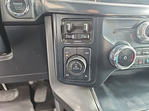 Used 2025 Ford F150 Lariat w/ Equipment Group 501A Mid AWD/4WD image 18