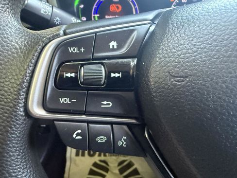 Used 2019 Honda Insight EX image 12