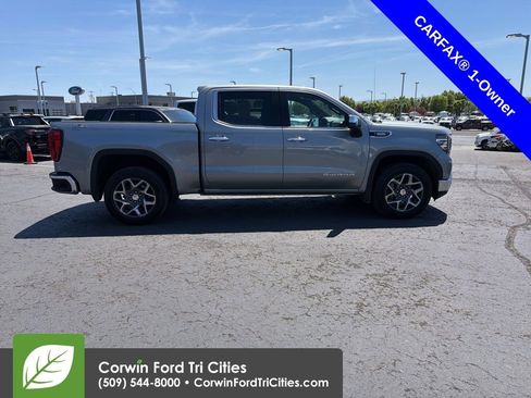 Used 2025 GMC Sierra 1500 SLT w/ SLT Convenience Package AWD/4WD image 8