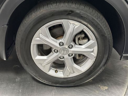 Used 2024 Honda HR-V LX image 17