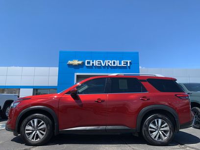 Used 2022 Nissan Pathfinder SL