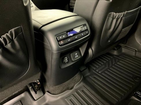 Used 2020 Hyundai Palisade Limited AWD/4WD image 10