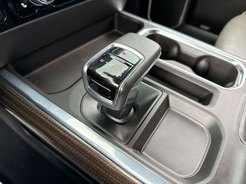 Used 2023 Chevrolet Silverado 1500 RST image 20