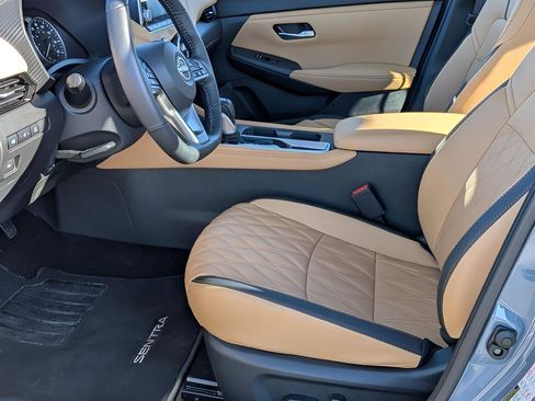 Certified 2025 Nissan Sentra SV w/ SV Premium Package FWD image 11