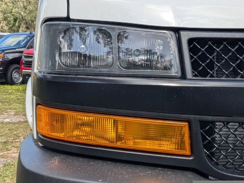 New 2024 Chevrolet Express 3500 Extended w/ Driver Convenience Package image 10