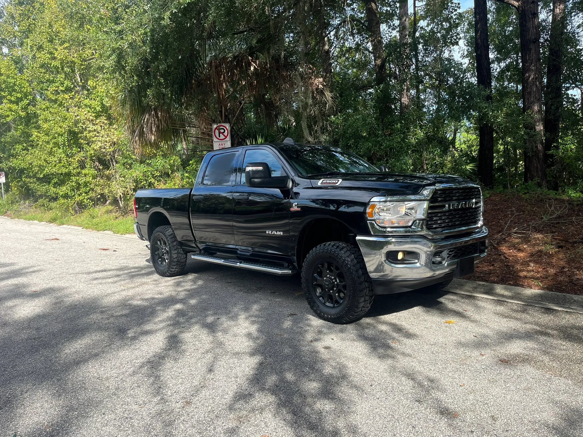 Used 2024 RAM 2500 Big Horn AWD/4WD image 2
